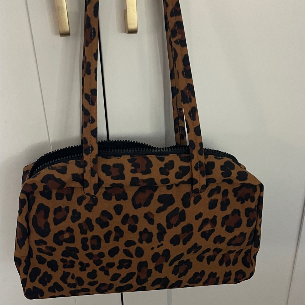 Baggu leopard bowler bag. Only used one time.
